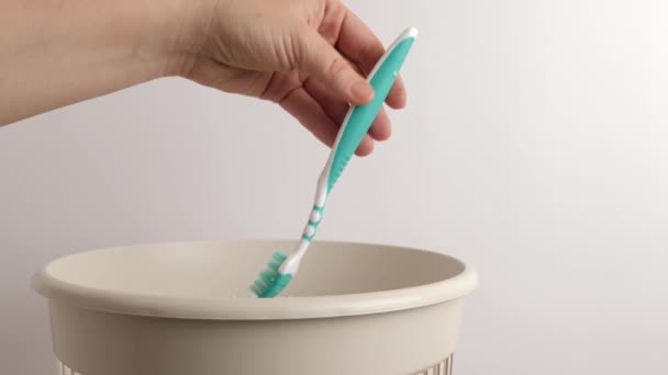 Toothbrush Discarded Disposal Recycling — Stockvideo