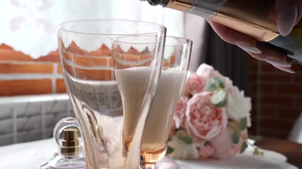 Woman Pours Glass White Sparkling Wine Champagne — Video