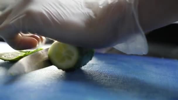 Cooking Cleaning Cucumber Skin — Vídeo de Stock