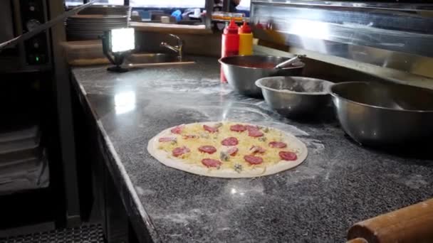 Loading Raw Pizza Oven — Vídeos de Stock