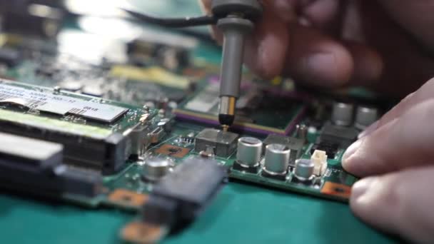 Computer Board Testing Laptop Repair Computer Service — Vídeo de Stock