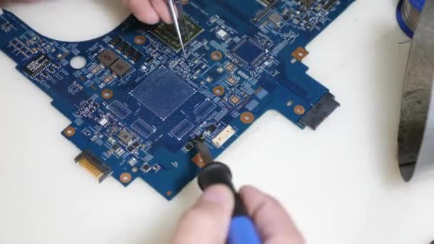 Soldering Computer Board Laptop Repair Computer Service Capacitor Repl — Vídeo de stock