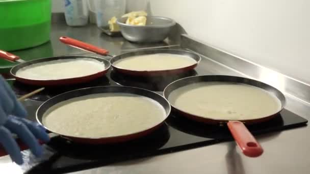 Frying Pancake Batter Preparation Pancakes Work Kitchen Semi Finished Product — Stockvideo