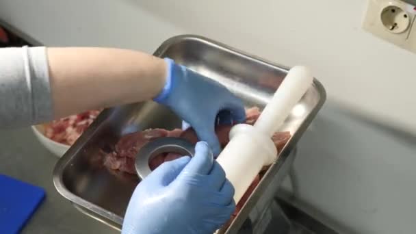 Preparação Carne Picada Processamento Carne Trabalhar Com Carne — Vídeo de Stock