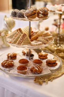 Düğün resepsiyonunda lezzetli tatlılar 