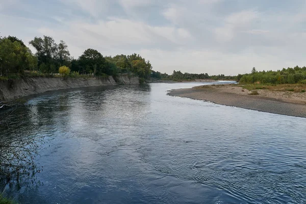 Bellissimo Paesaggio Con Fiume Natura — Foto Stock