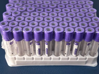 Kan toplama, depolama ve nakil için test tüpleri. Laboratuvar kan testleri..