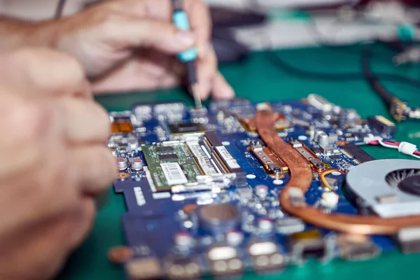 Repair Motherboard Testing Carried Out Repair Maintenance Computers — 图库照片