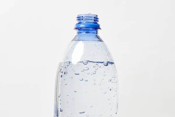 Κοντινό Πλάνο Ενός Μπουκαλιού Γλυκό Νερό — Φωτογραφία Αρχείου