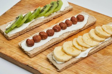 Geleneksel Rus salatası ve yemeği