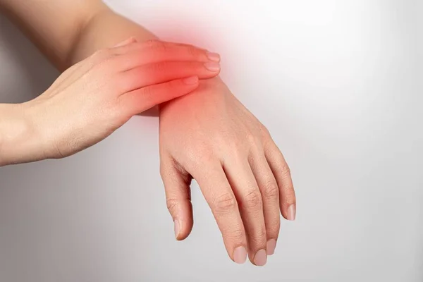 Πόνος Στον Καρπό Γυναικεία Χέρια Κοντά — Φωτογραφία Αρχείου