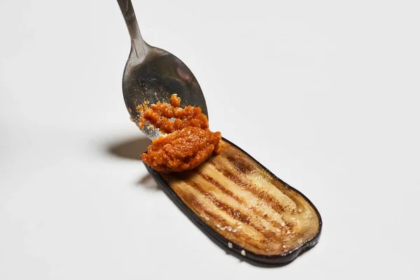 Putting Squash Caviar Eggplant Slice — Stok Foto