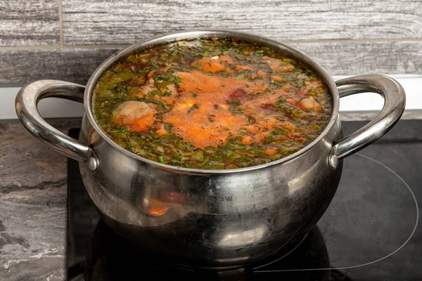 Sopa Tomate Com Azeda Endro Está Sendo Cozido Uma Panela — Fotografia de Stock