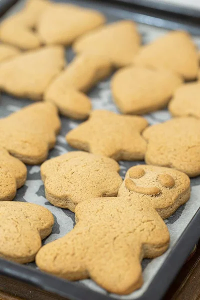 Pieczone Ciasteczka Świąteczne Tacy Pieczenia — Zdjęcie stockowe