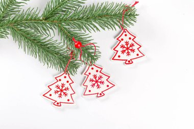 Noel ağacı desenli ağaç dalı