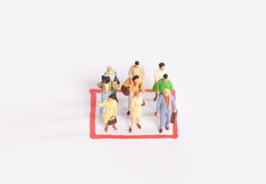 Kızıl Meydan 'ın içinde bir grup insan