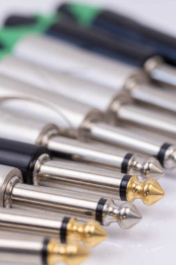 Mono Jack bağlantılarının makro görüntüsü 1 / 4