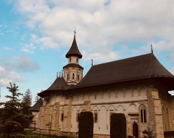 Şehirdeki İlahi Ruhun Kilisesi