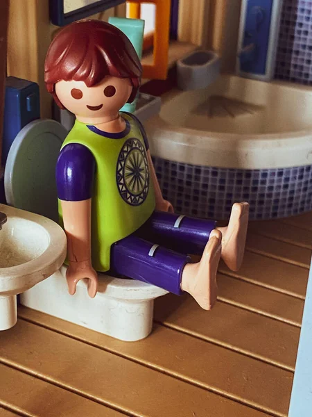 Oyun kurucu oyuncakları. Oyun hamuru karikatürü. AİLE. - Evim. YAŞIK.