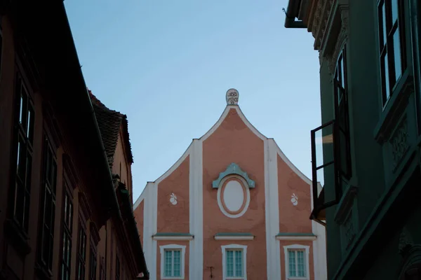 Urban Envansiyonunda TRAVEL. İnşaatlar. Mimarlar 'ın fikirleri. DESİJN İÇİN İÇİN.