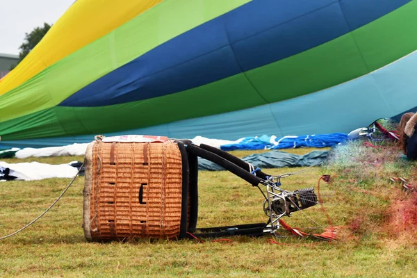 hot air balloon basket