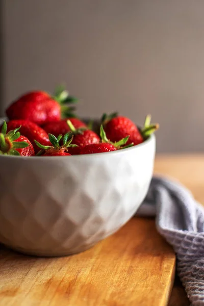 Strawberries Bowl — Stock Photo, Image