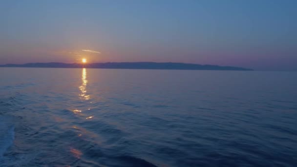 Weitwinkelaufnahme Eines Herrlichen Panoramas Bei Sonnenuntergang Über Dem Meer Griechenland — Stockvideo