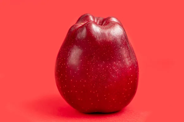 Κόκκινα Μήλα Έγχρωμο Φόντο Επιλεκτική Εστίαση Συγκομιδή Υγιεινή Τροφή Αντίγραφο — Φωτογραφία Αρχείου