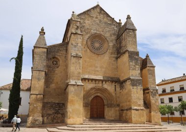 Cordoba 'daki birçok ortaçağ kilisesinden biri.