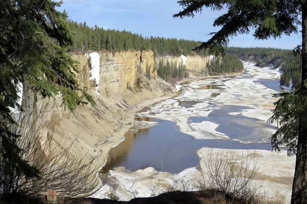 Hay River Freezing Sub Arctic Conditions — 스톡 사진