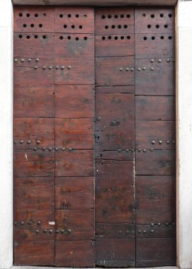 Levico Terme 'de eski kapılar bulundu.          