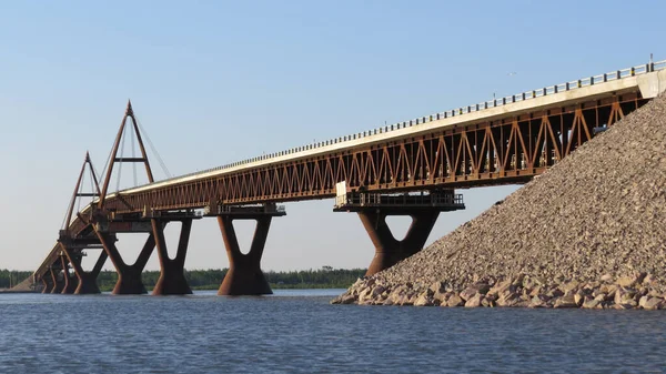 Portrait Finished Deh Cho Bridge — Zdjęcie stockowe