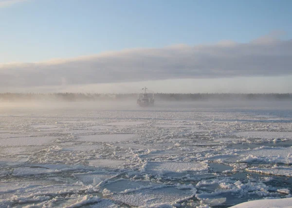 Winter Ferry Foggy Mackenzie River — 스톡 사진