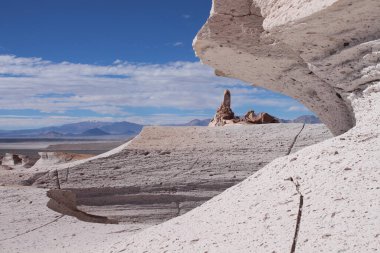 Arjantin 'in kuzeybatısında eşsiz bir sünger taşı tarlası.
