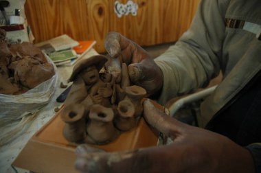 Arjantin 'in kuzeyinden zanaatkarların elleri