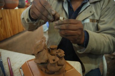 Arjantin 'in kuzeyinden zanaatkarların elleri