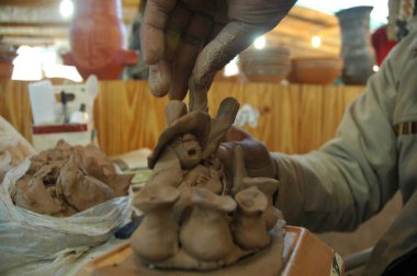 Arjantin 'in kuzeyinden zanaatkarların elleri