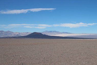 Arjantin Puna 'nın inanılmaz volkanik ve çöl manzarası