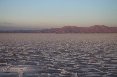 Arjantin 'in kuzeybatısında güneş doğuyor.