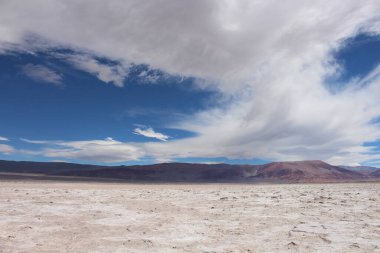 Arjantin Puna 'nın inanılmaz volkanik ve çöl manzarası