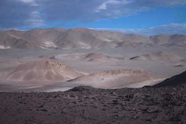 Arjantin Puna 'nın inanılmaz volkanik ve çöl manzarası