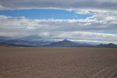Arjantin Puna 'nın inanılmaz volkanik ve çöl manzarası