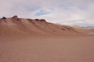 Arjantin Puna 'nın inanılmaz volkanik ve çöl manzarası