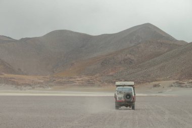 Arjantin 'in kuzeybatısındaki çöl manzarası