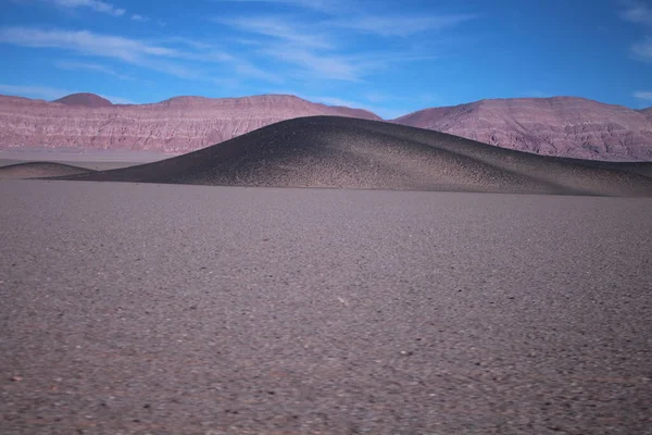 Arjantin Puna 'nın inanılmaz volkanik ve çöl manzarası