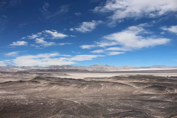 Arjantin Puna 'nın inanılmaz volkanik ve çöl manzarası