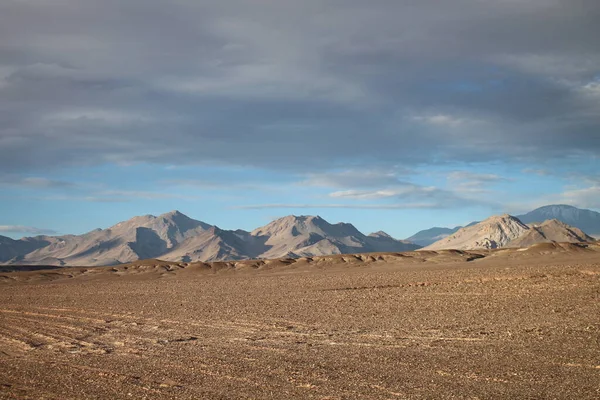 Arjantin Puna 'nın inanılmaz volkanik ve çöl manzarası