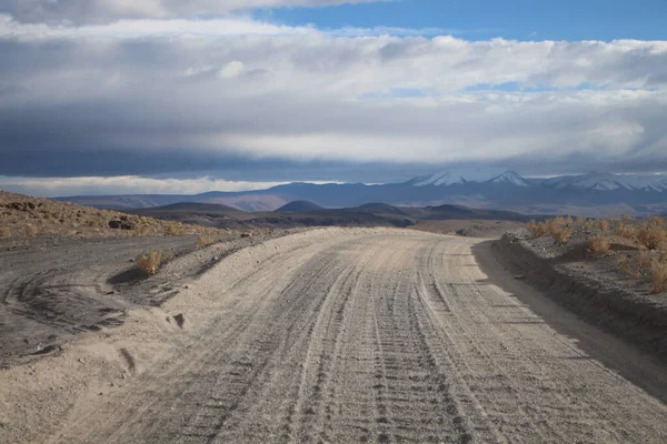 Arjantin Puna 'nın inanılmaz volkanik ve çöl manzarası
