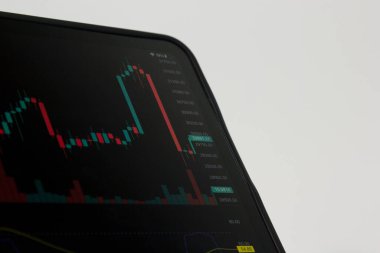 Konsept aktarımı için ipad borsası grafiği