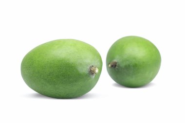 Yeşil Mangolar saf beyaz arkaplanda yakın plan resmi